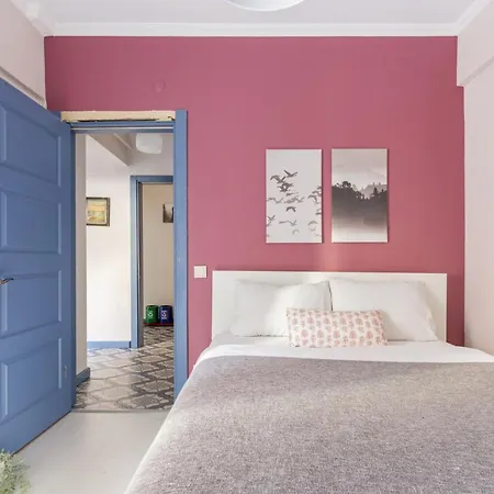Centrally Located Stylish Flat In Nisantasi Apartment